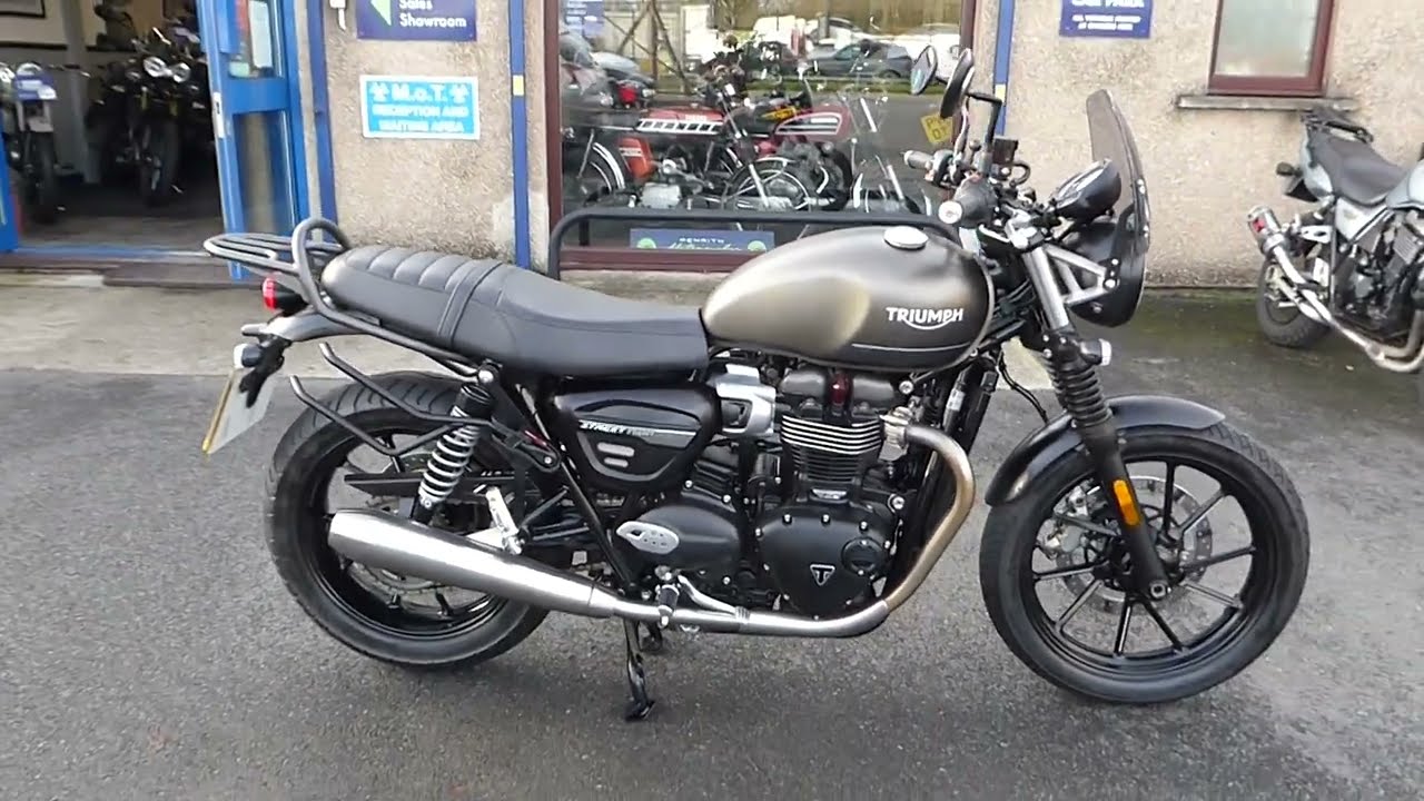 Penrith Motorcycles Ltd - Triumph Street Twin, 2022 (22 Reg), 14686 Miles