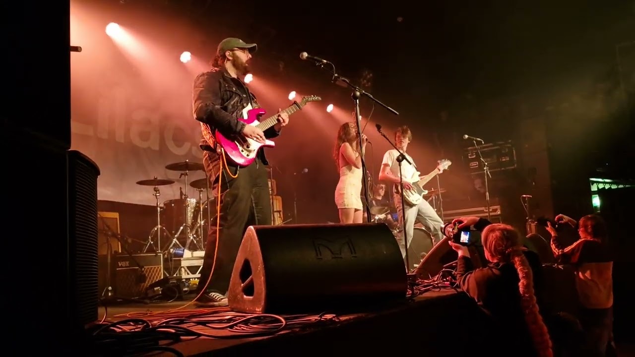 Long Island at Beckett Student Union Leeds