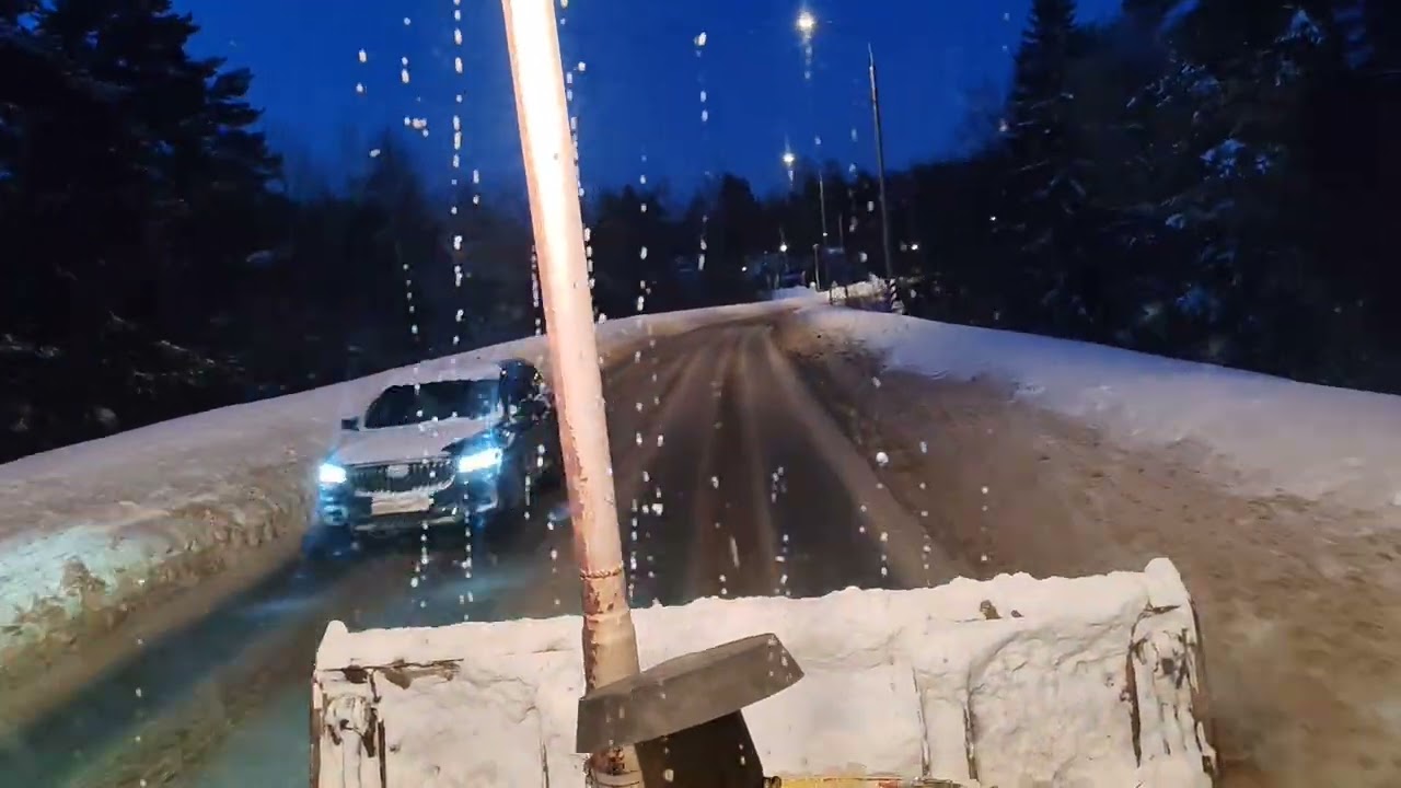 Тяжëлый труд оператор экскаватора погрузчика. 🙃
