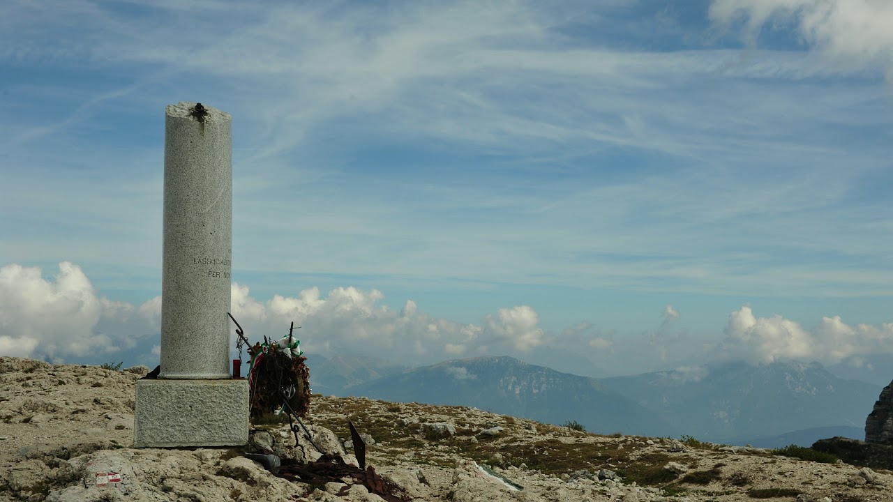 Altopiano dei Sette Comuni: monte Ortigara, nei luoghi della Grande Guerra