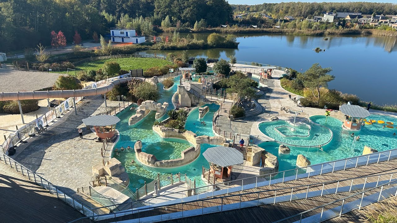 Center Parcs villages nature Paris, Aqua mundo outdoor area and the lake!