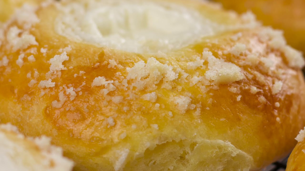 Homemade Kolaches | Cream cheese filling | Fruit filling