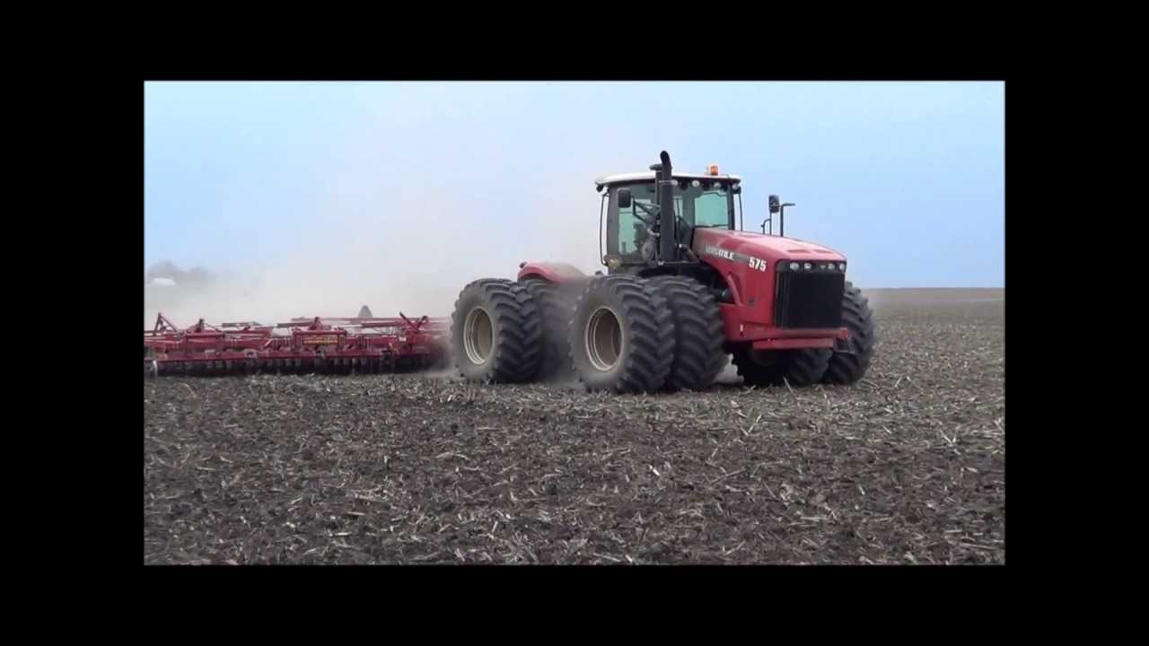 The New Versatile 575 working ground in Illinois