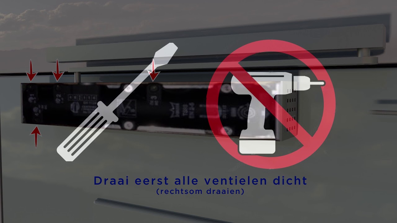 Instellen deurdranger Dorma TS93 De Jong & Roos BV