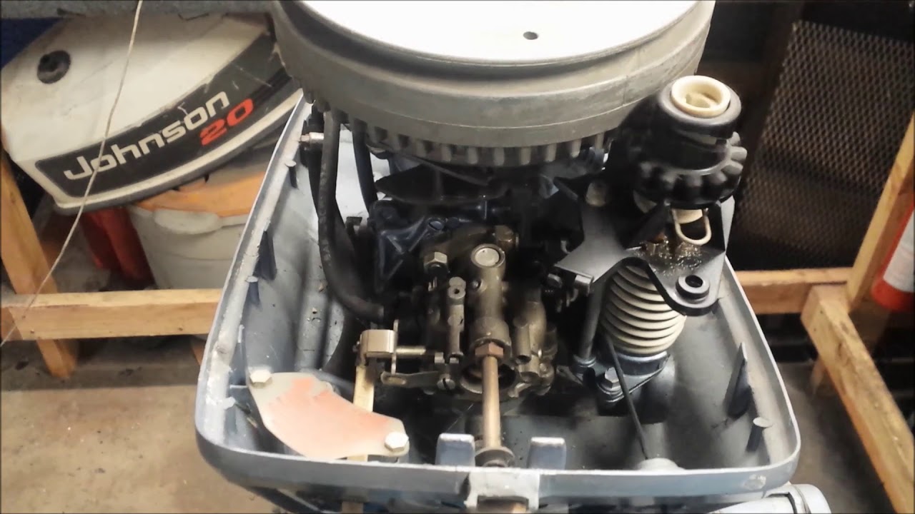 A Look At A Johnson / Evinrude 4, 5, and 6 HP
