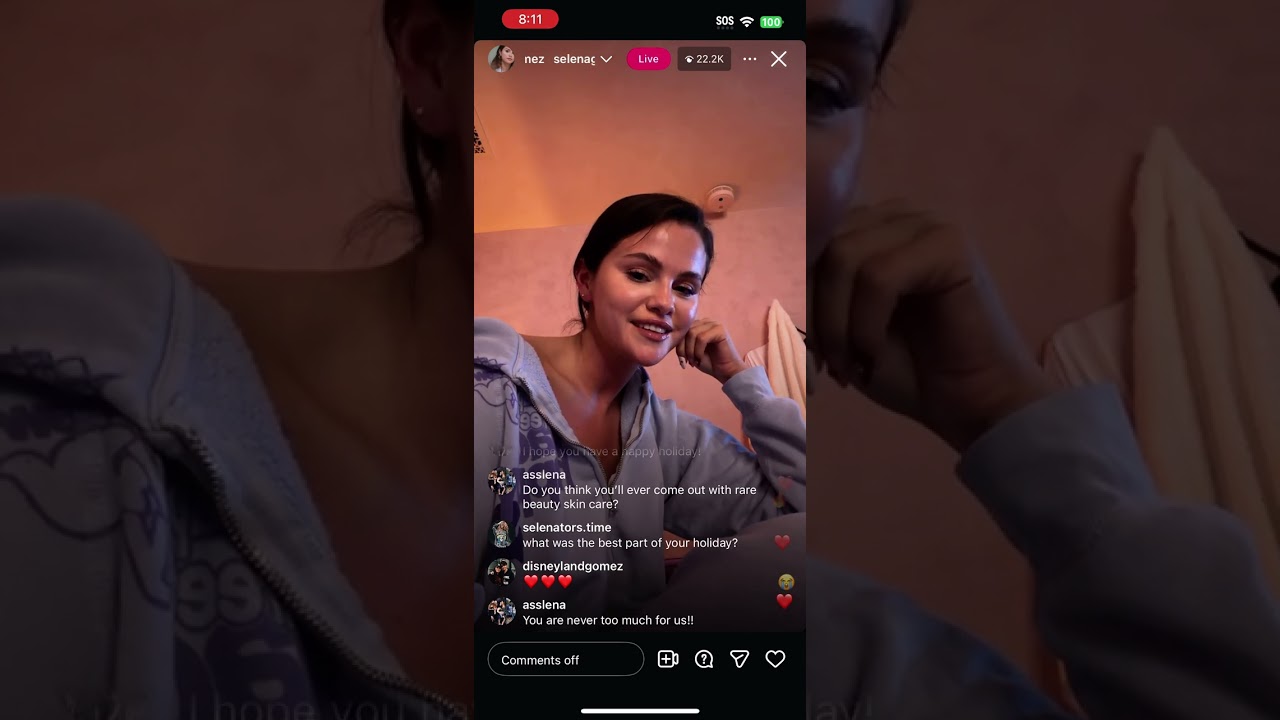 #SelenaGomez makes a rare appearance on live on Instagram 12/1/25 