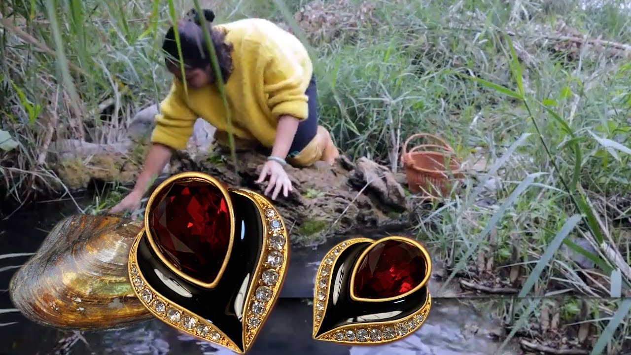 Something was moving under the stone, and the girl opened it to find a pearl clam hidden underneath