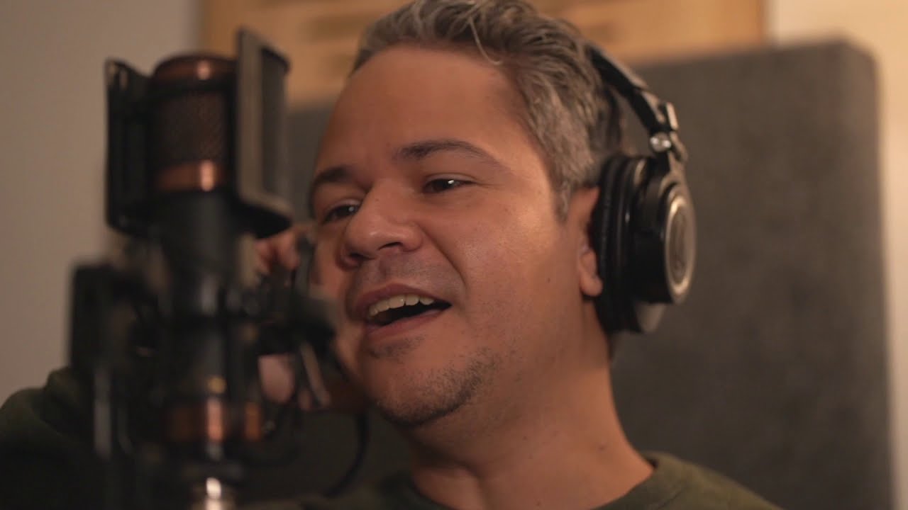 La mas Bonita  (Official Video)