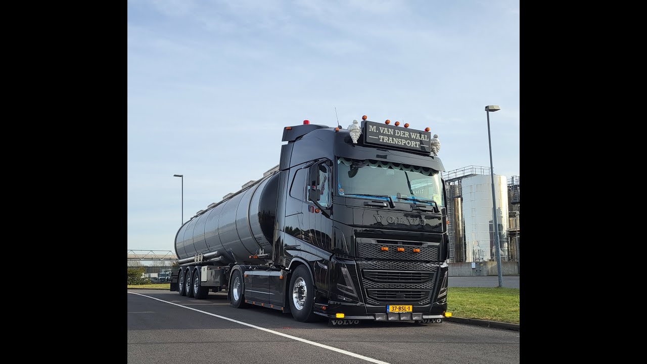 M. van der Waal Transport onderweg in Duitsland