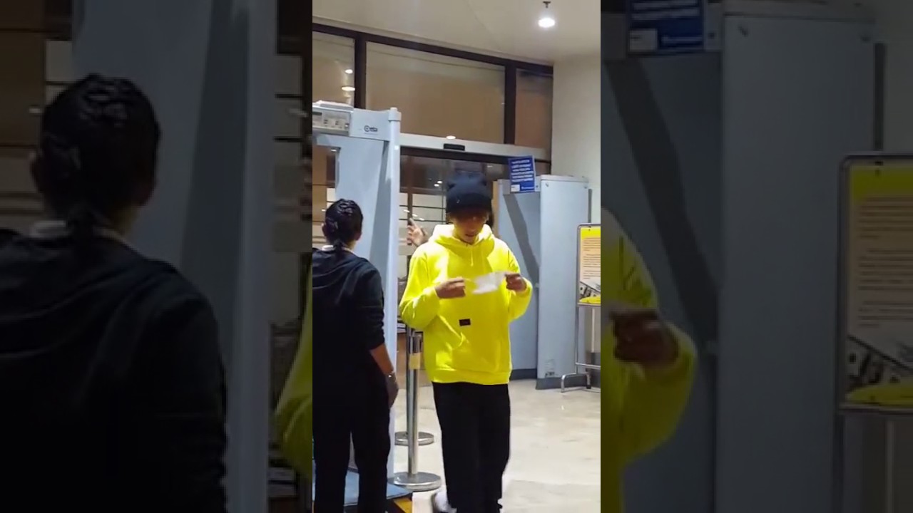 BTS @ NAIA after the WINGS TOUR in Manila