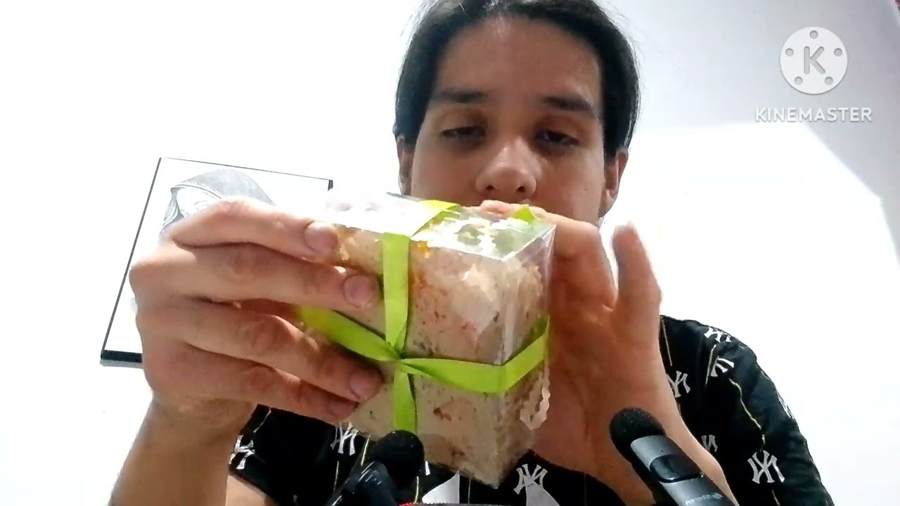 Asmr te hablo suave cerca del micrófono 😴🎧