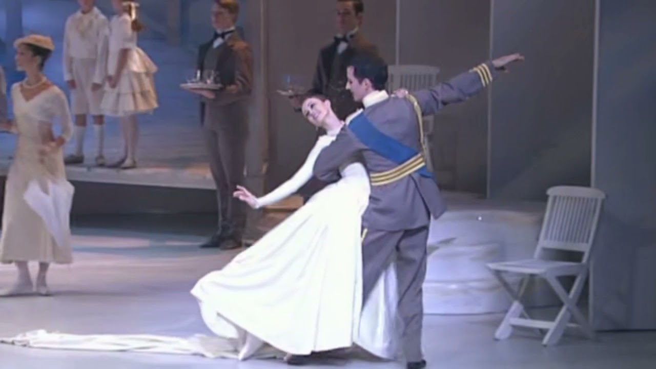 Graeme Murphy Swan lake