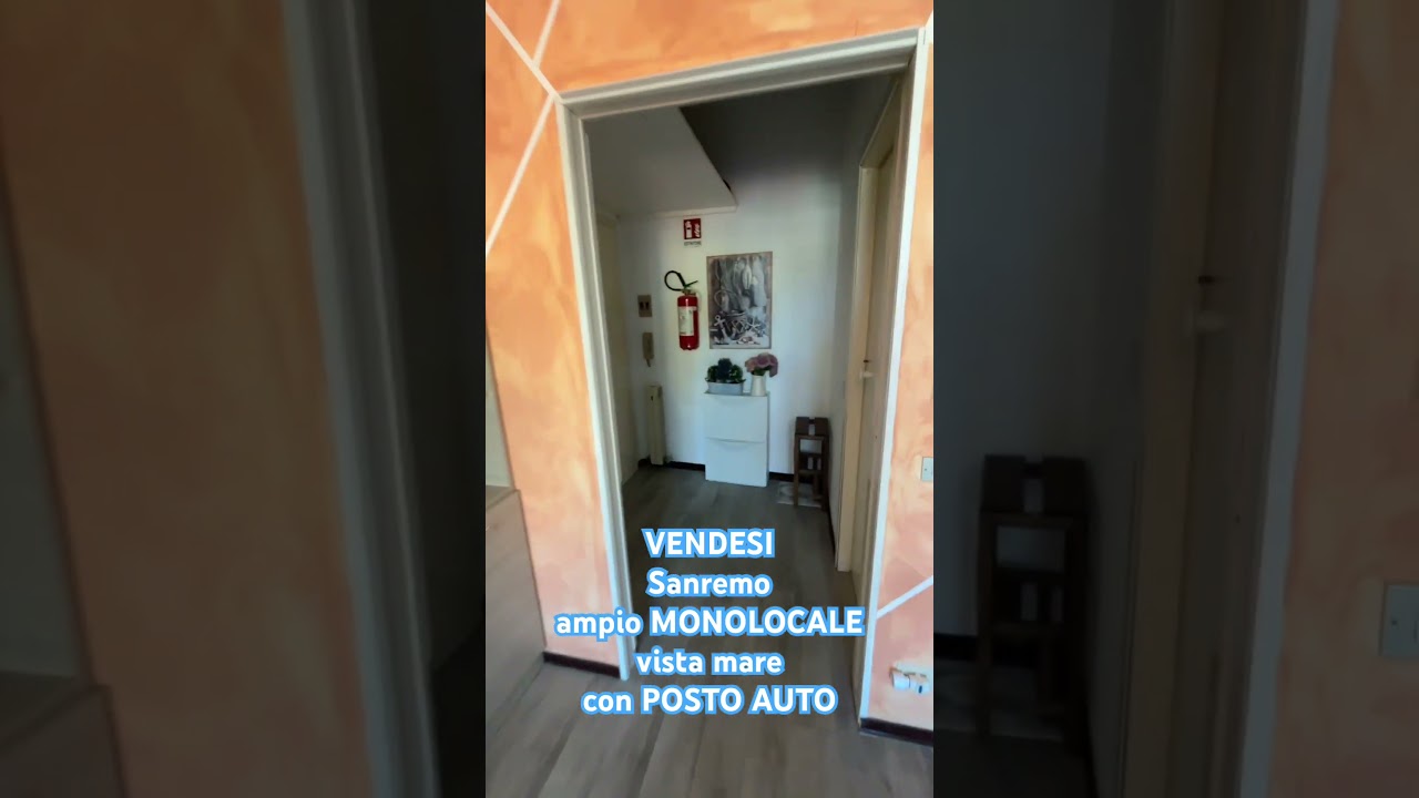 VENDESI ampio monolocale con posto auto SANREMO via Val d&rsquo;Olivi