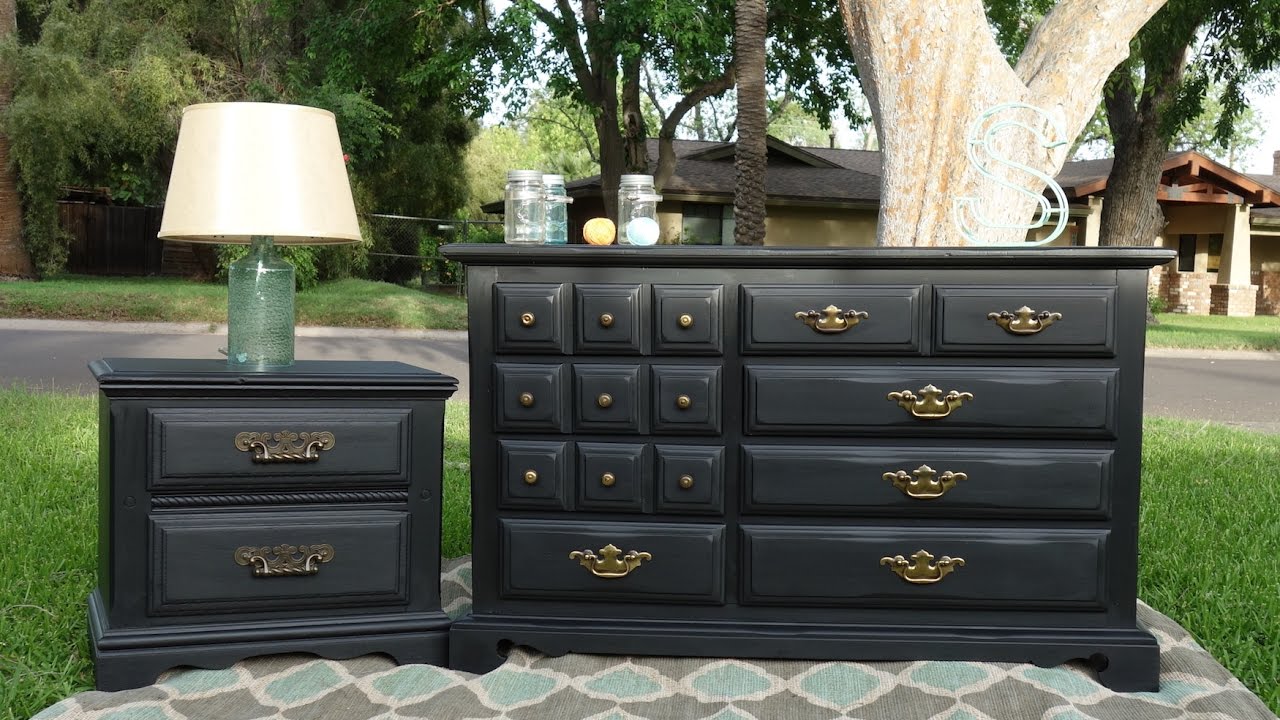 Upcycling furniture: Black Dresser and Nightstand