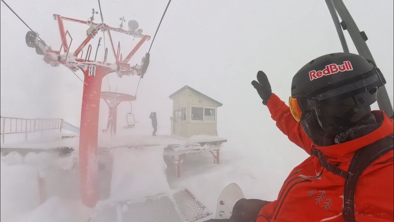 Niseko Mt.Resort Grand Hirafu, heavy snow. 2026-02-18.