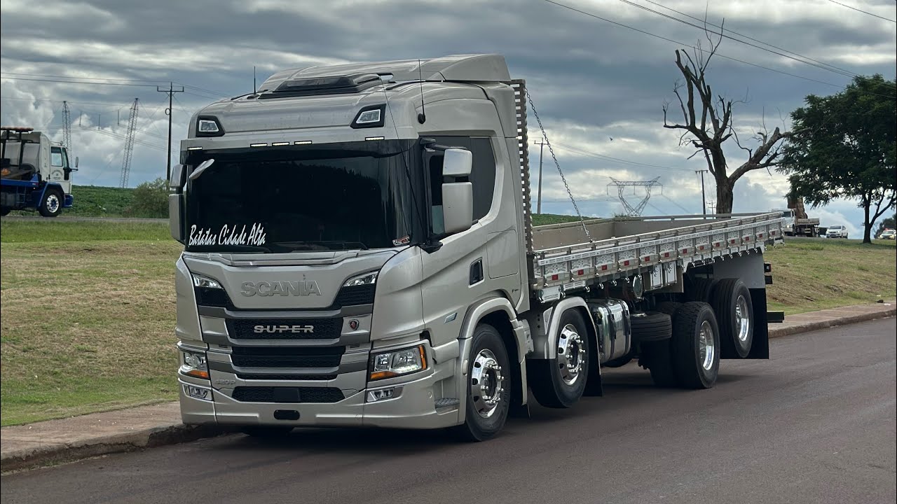Scania 420 P zero KM com difusor de escapamento