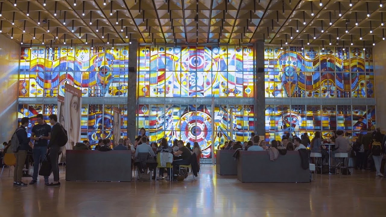 Semmelweis University: Tradition and innovation