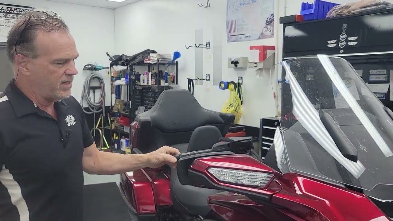Полный список всего, что Traxxion Dynamics делает для Honda Goldwing 2018+ от Макса Макаллистера