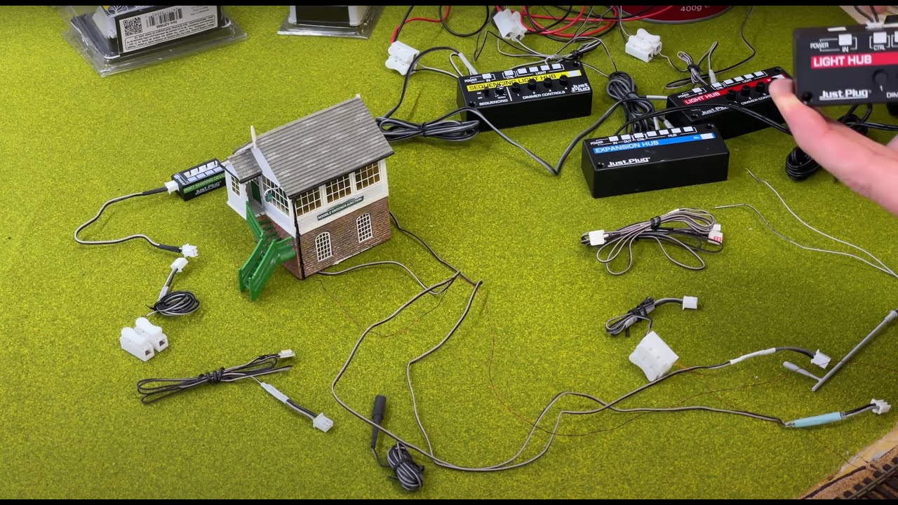 Josef - Model Railway & Toy Room 72 Woodland Scenics Just Plug Lighting System Complete Custom Demos