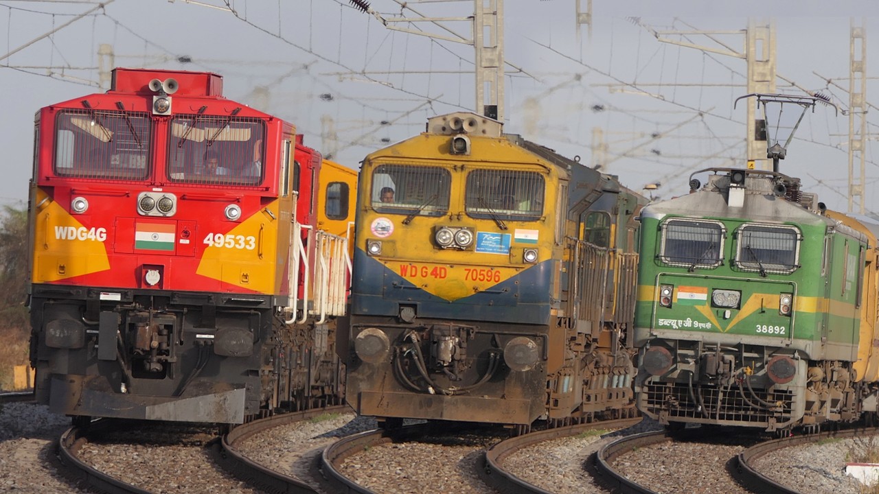 Beautiful CURVING Freight Trains | Powerful ELECTRIC and DIESELs | Indian Railways