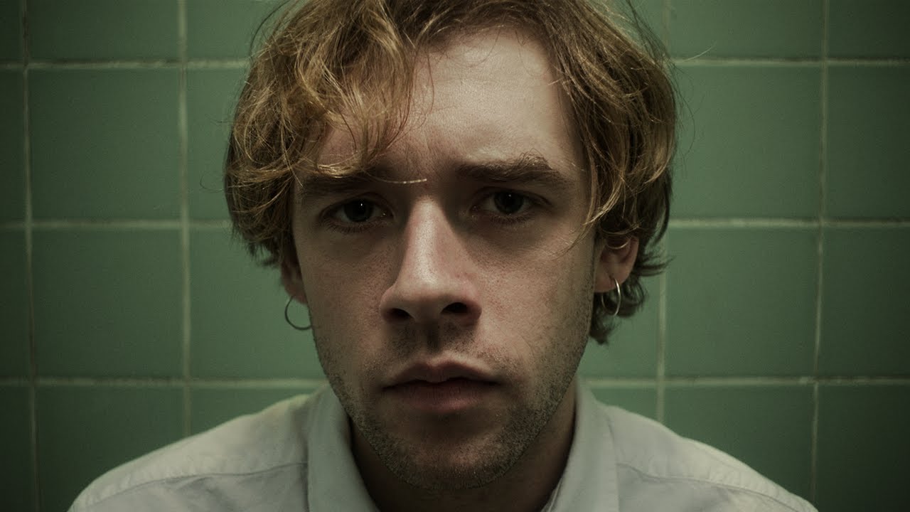 Flat Party - Aching For Living (Official Video)