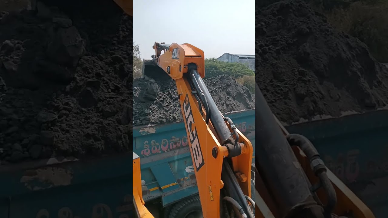 Today full day working in live on the black soil #trending#bulldozerofficial#sound#viral#jcb#love#1M