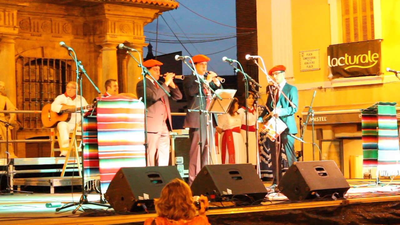 FESTIVAL &iexcl;YA FALTA MENOS! GAITEROS DE BURLADA