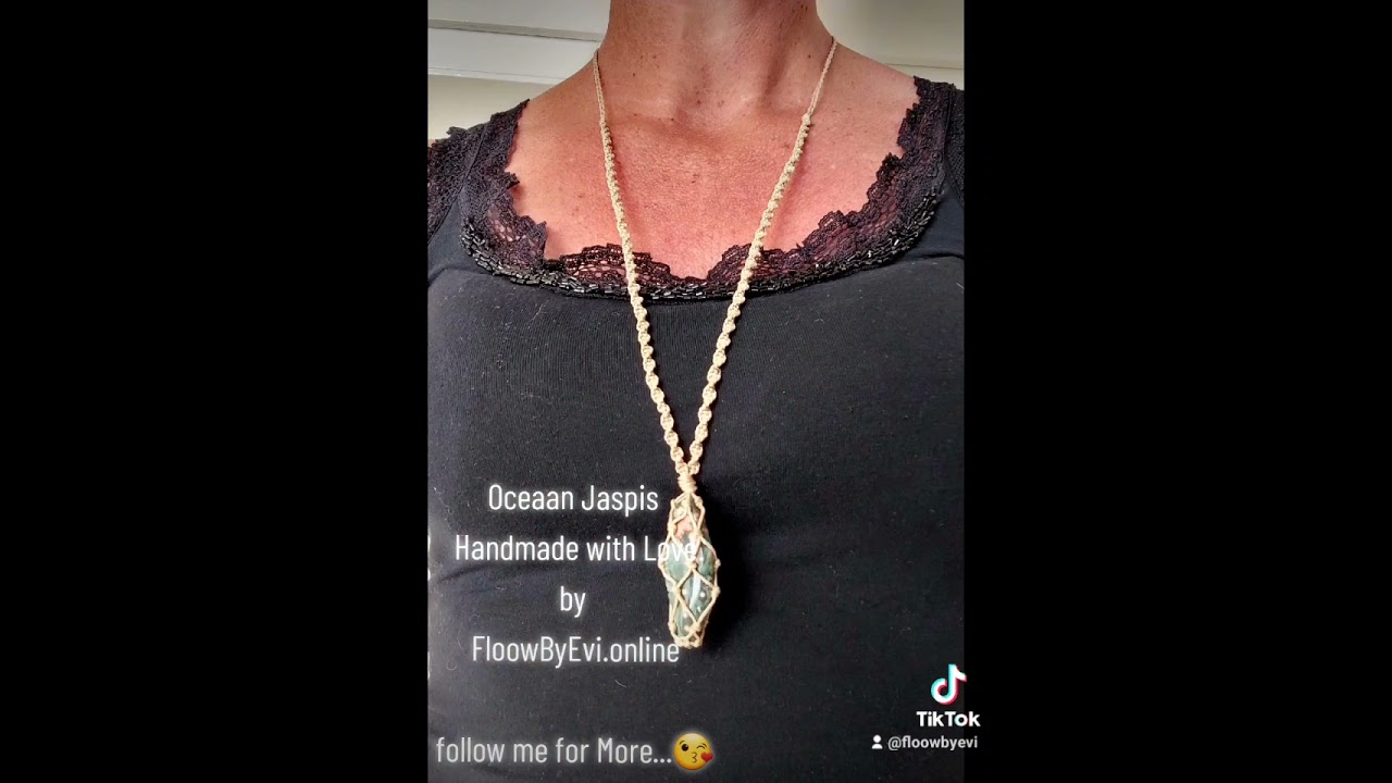 FloowbyEvi Jewelery ♡ Handmade Crystal Wrapped Macrame Necklace. Ocean Jaspis💎