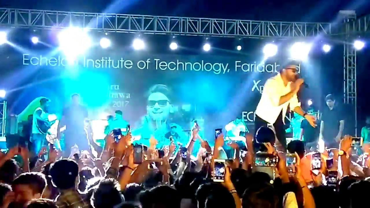 Outfit - Guru Randhawa Live best performance 2017 Full HD | Echelon institute | Faridabad