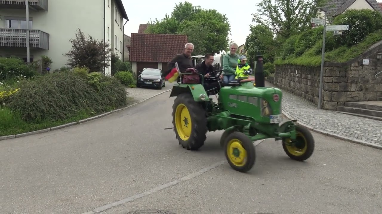 Ausfahrt - Oldtimer- und Traktorentag im Freulandmuseum Wackershofen bei Schwäbisch Hall 2023