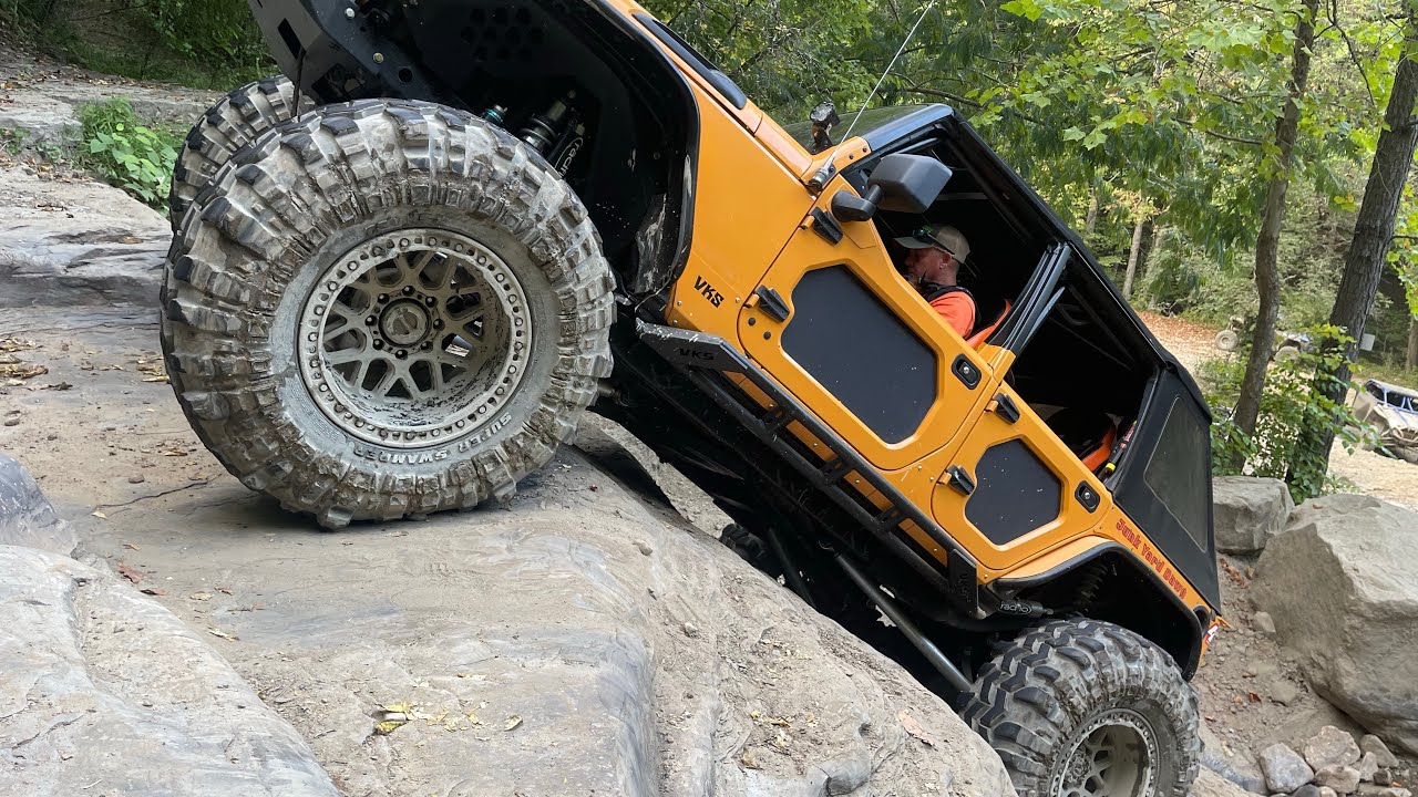 Harlan, KY: Waterfall, Crawfords Cry and Carnage
