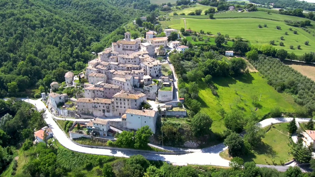 Palazzo, Monte s. Angelo, Arcevia (Xiaomi mi drone 4k)
