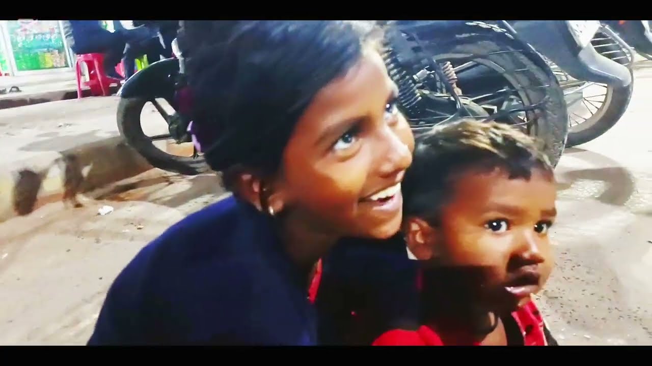 manubik raju vai অবুঝ দুটি বাচ্ছা বাবা নেই মা মানুষের বাড়িতে কাজ করে #poors #support 