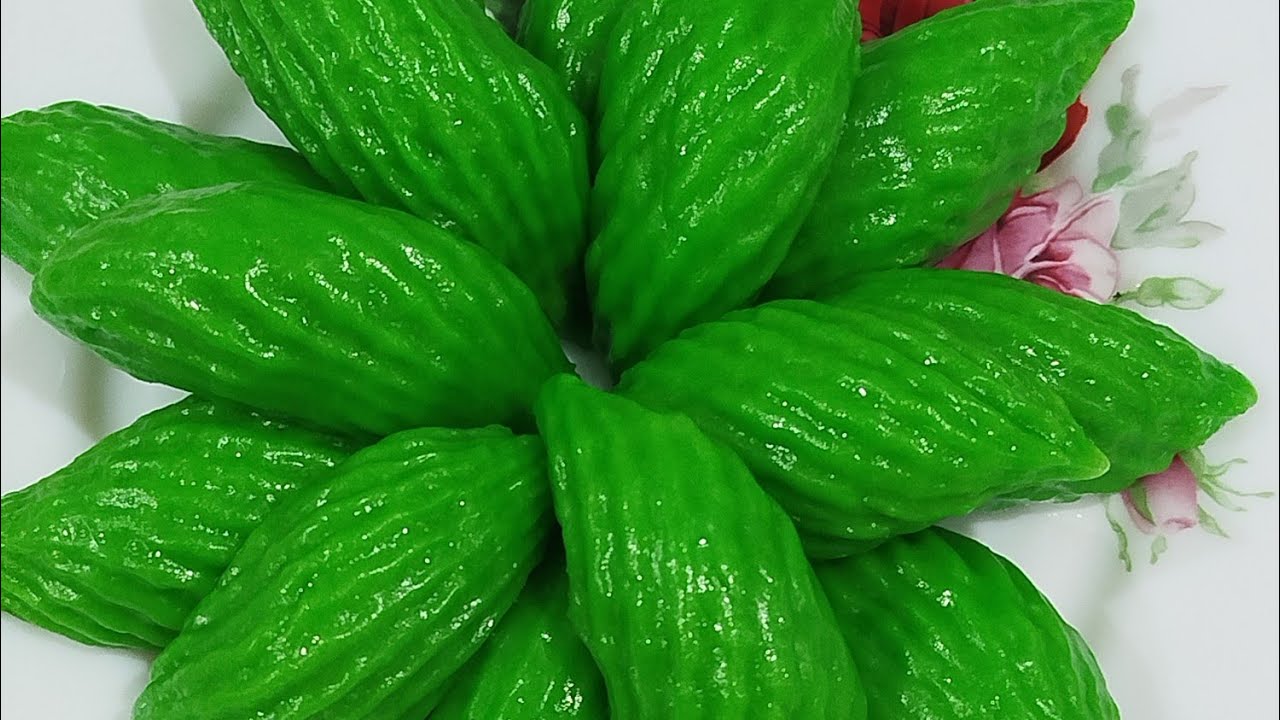 KUIH BUAH PERIA