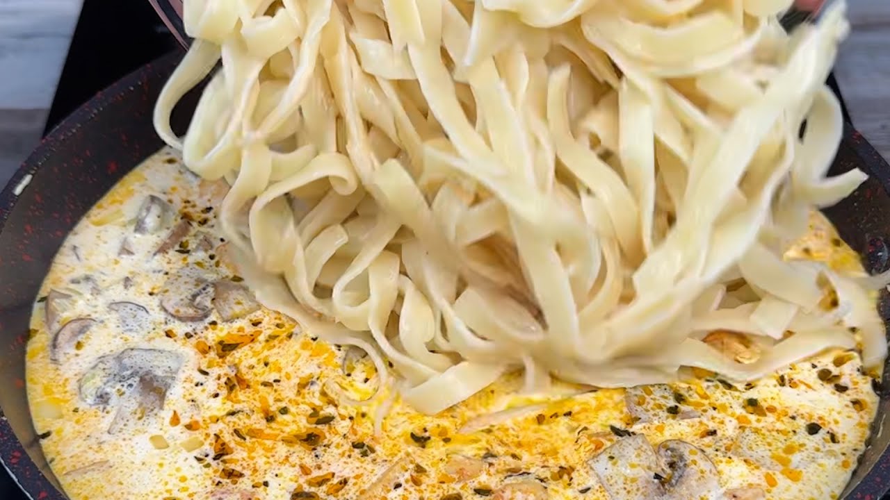 ¡Mezclé pollo con fideo, y ahora todo el mundo me pide la receta!