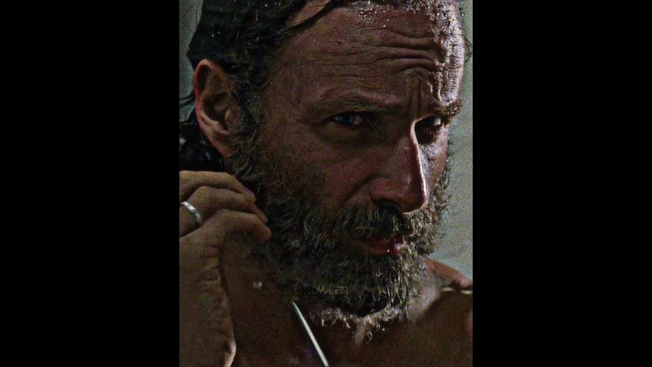 Rick Shaves his Iconic Beard | The Walking Dead #Shorts