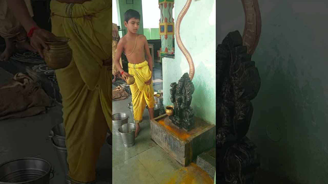 ఆదివారం అమావాస్య సందర్భంగా కాలభైరవ స్వామి వారికి అభిషేకము 