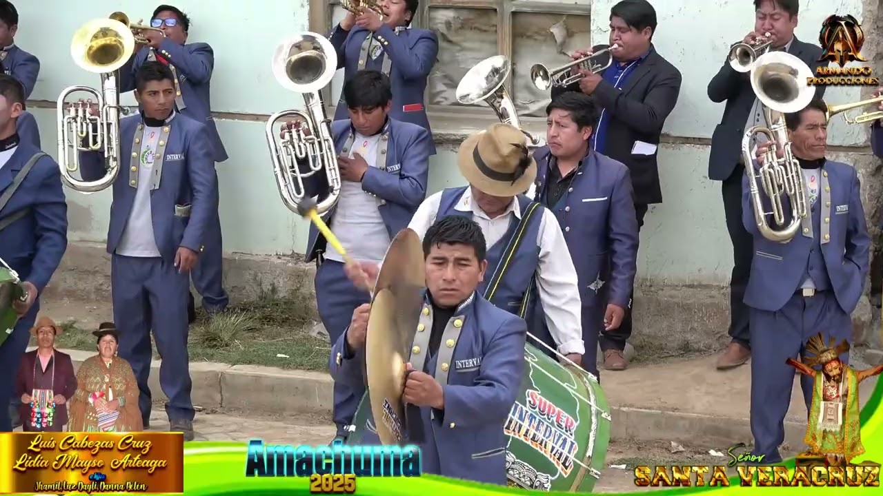 Entrada de Amachuma 2025 Santa Veracruz Pasantes: Luis Cabezas y Lidia Mayso