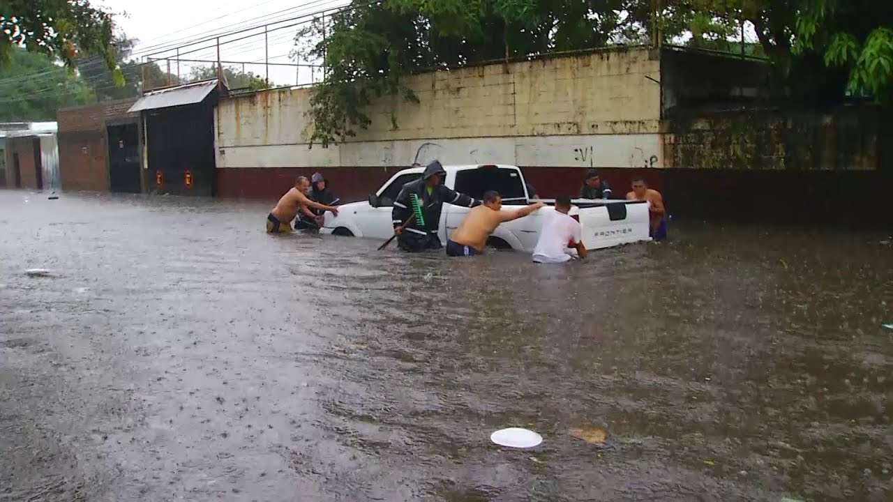 Inundaciones en Santa Tecla