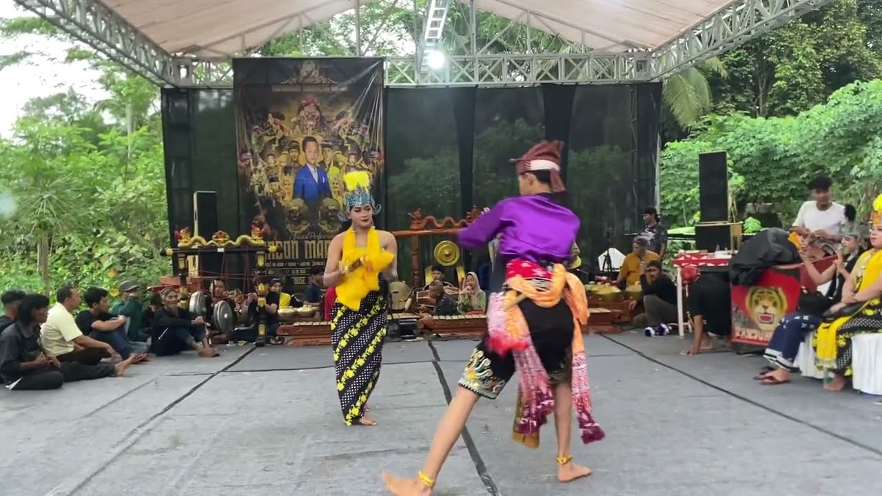 Tari Sarindoro | Tanjunganom Kaliwiro wiraswara Mak Dini dan Mas Atno