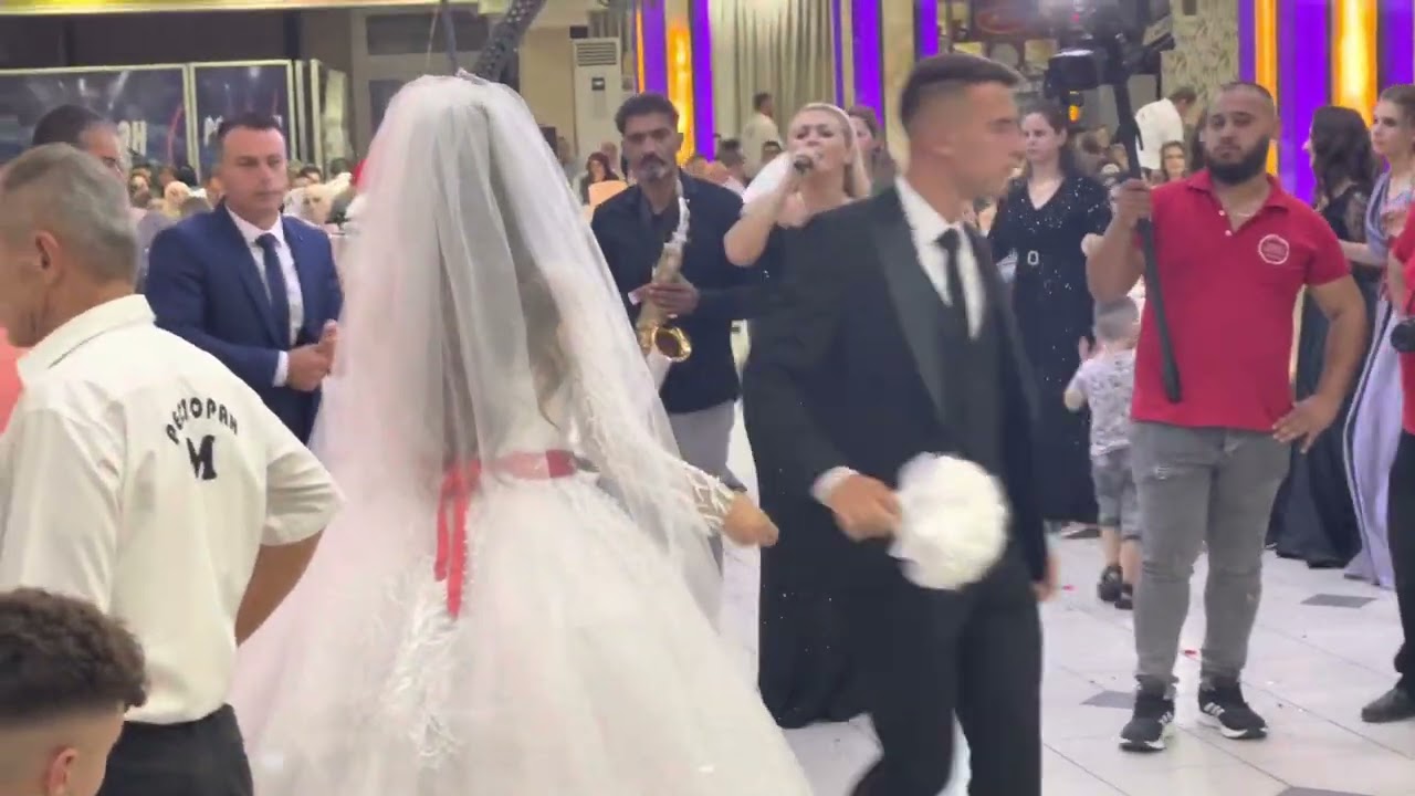 Dasma e djalit te hasretit (🎤 Shqipe Krivenjeva )