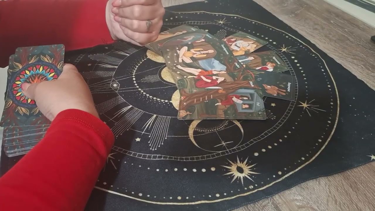 МЫСЛИ, ЧУВСТВА, ДЕЙСТВИЯ ЗАГАДАННОГО ЧЕЛОВЕКА #таро 