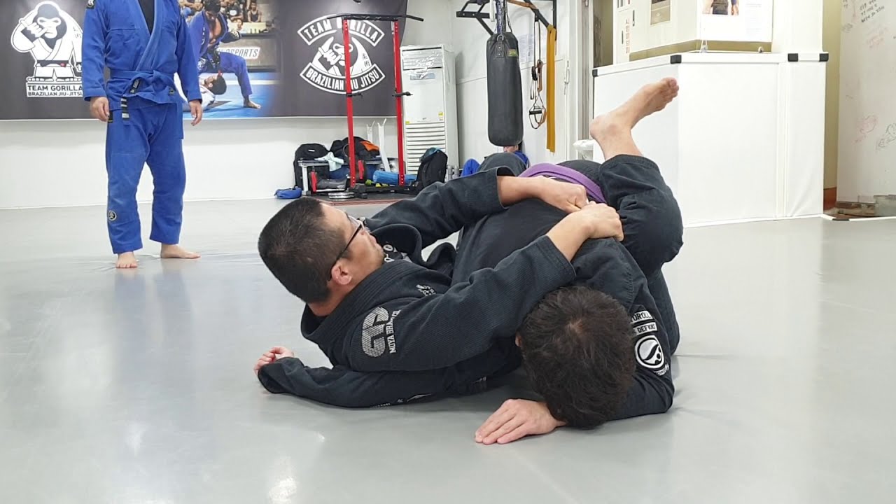 클로즈가드 컨트롤 Closed Guard Control (기술도움 : 김태운)