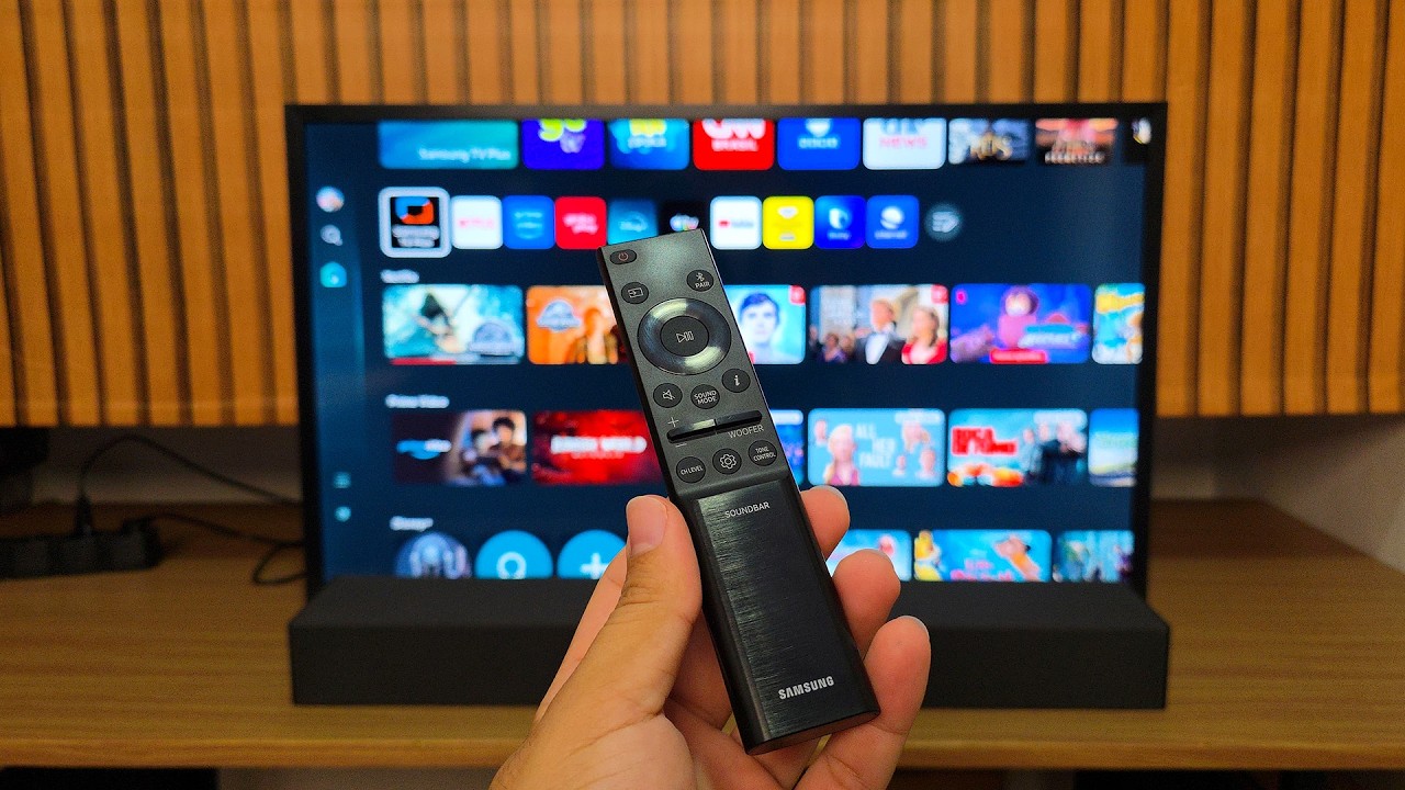 Soundbar Samsung HW B400F teste no PC gamer e TV de 32 polegadas