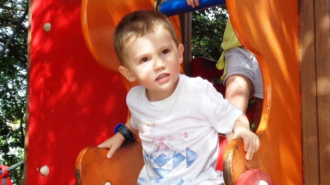 Neighbour tells William Tyrrell inquest of 'boy in Spiderman suit' sighting