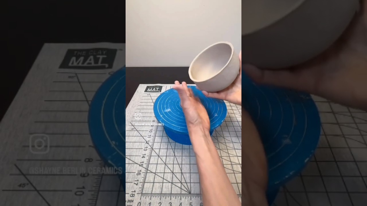 Teaching project #11 - slab bowl using stainless steel mold #theclaymat #handbuilding #pottery