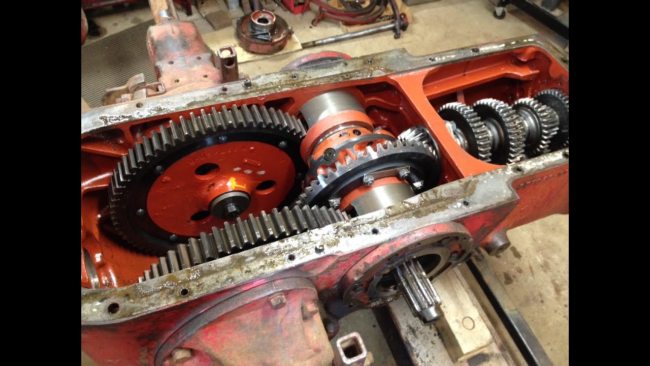 Farmall Super M Rebuild Ep.31: Rockers, Tappets, Pushrods Installed & Mega Back End Tear Down