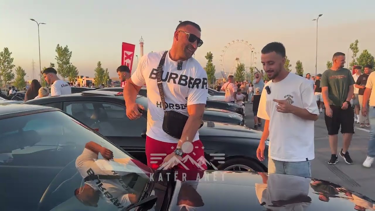 "430 mije euro Ferrari", "240 mijë euro Lambo"/ Diaspora Meeting mbledhe veturat super luksoze