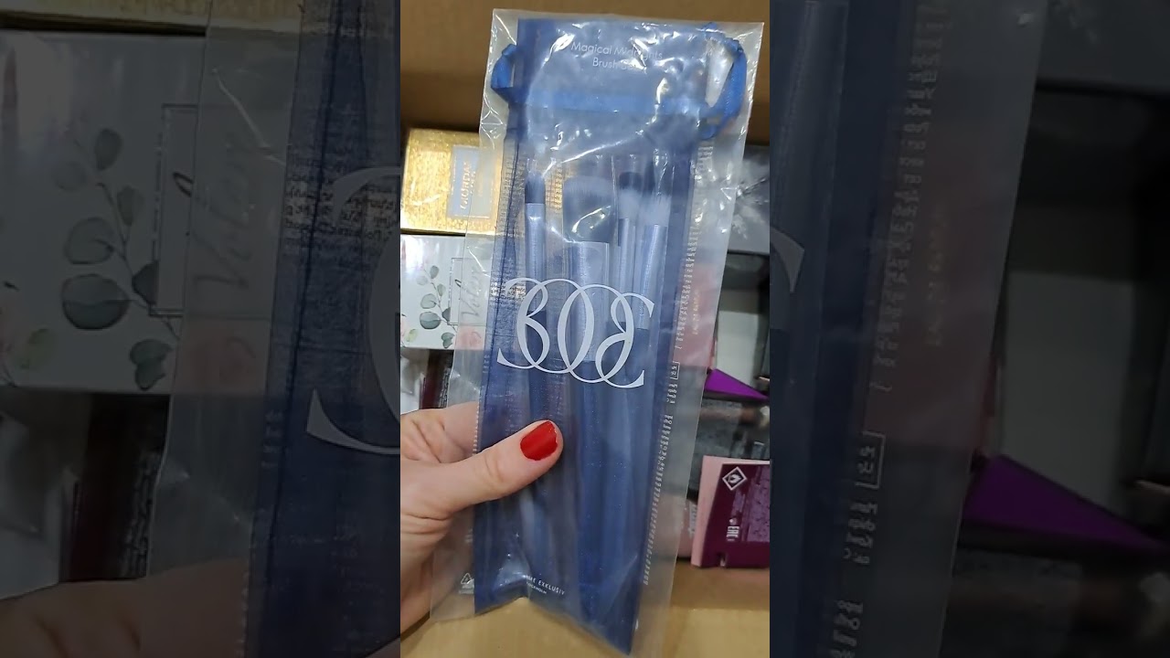 Quarto Unboxing Oriflame Italia album 2 Febbraio 2026