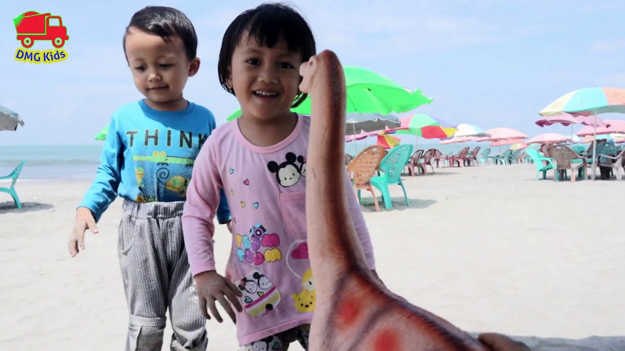 Mainan Anak - Mencari mainan Dinosaurus di Dalam Pasir - Dinosaurs for Kids